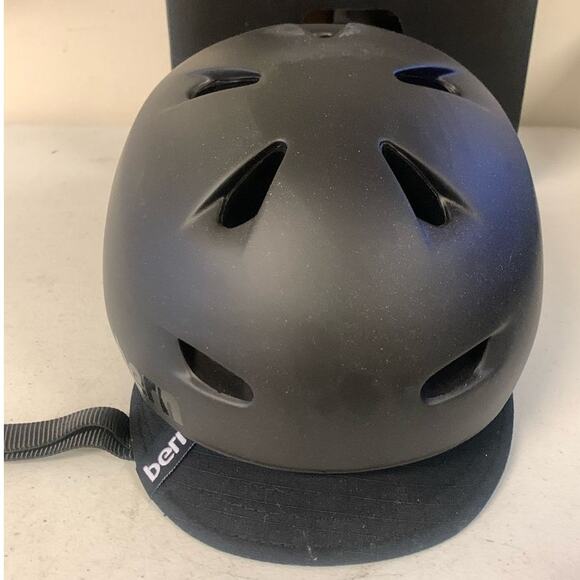 bern Brentwood Bike Helmet for Men SMALL, Multi Impact Protection with Visor - Picture 2 of 7